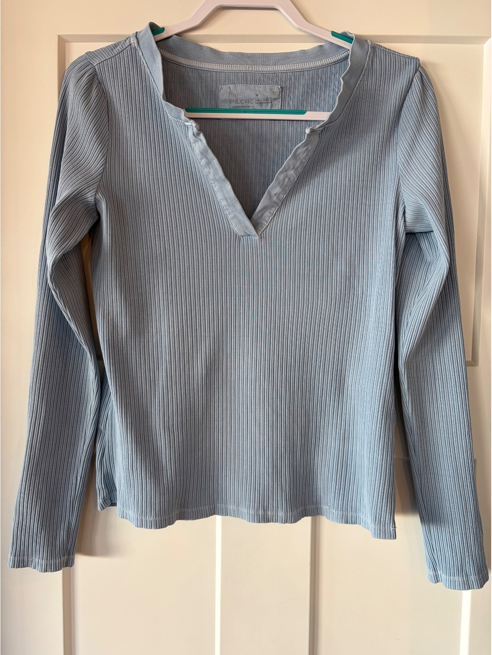 Pilcro Ribbed Notch-Neck Long Sleeve Top — Light Blue, Size M